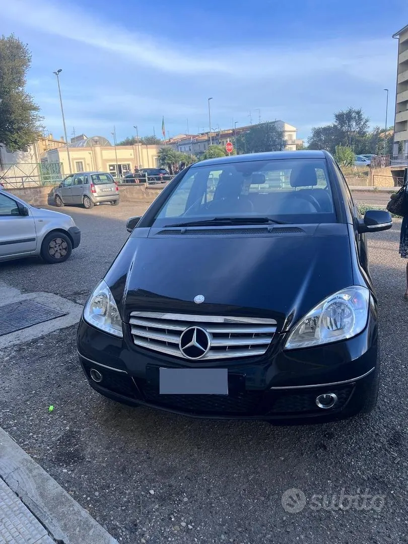 Mercedes-Benz A