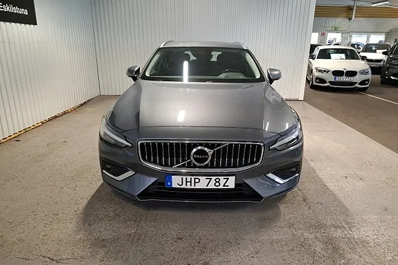 Volvo V60 2021 photo 2