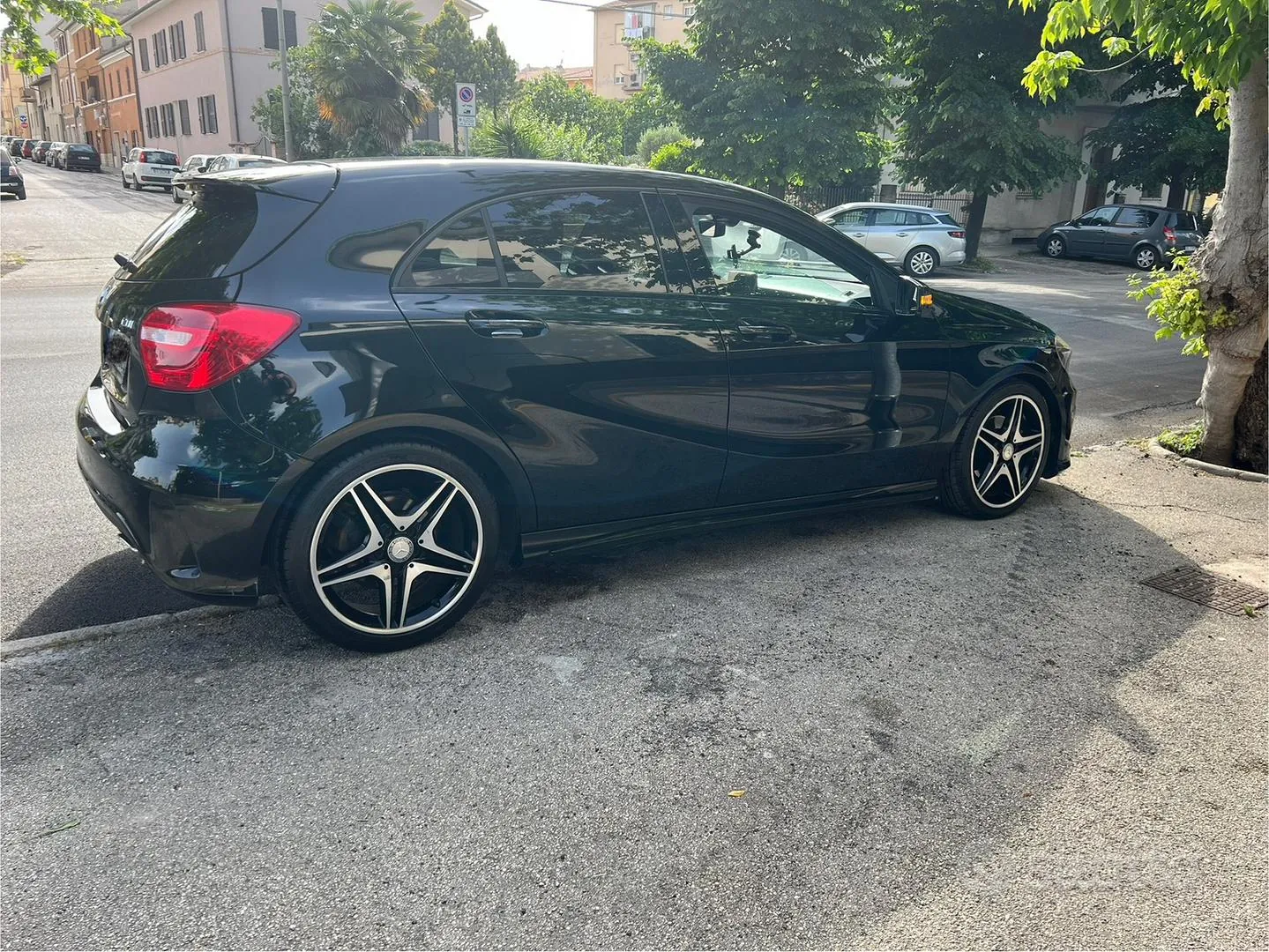Mercedes-Benz A