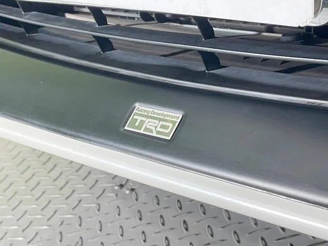 Toyota Prius 2018 photo 4