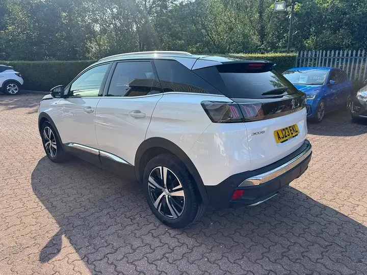Peugeot 3008 2023 photo 3
