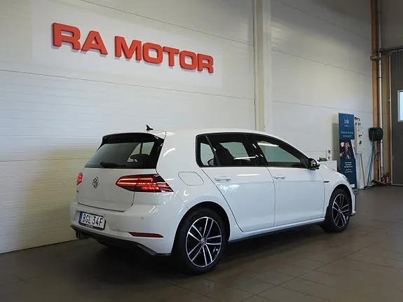Volkswagen Golf I 2020 photo 5