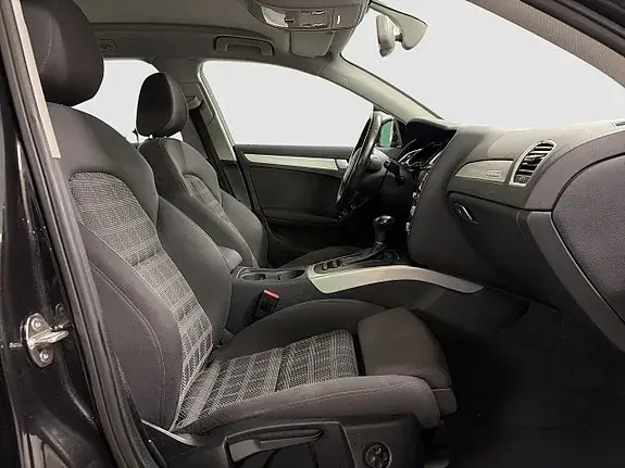 Audi A4 2015 photo 4