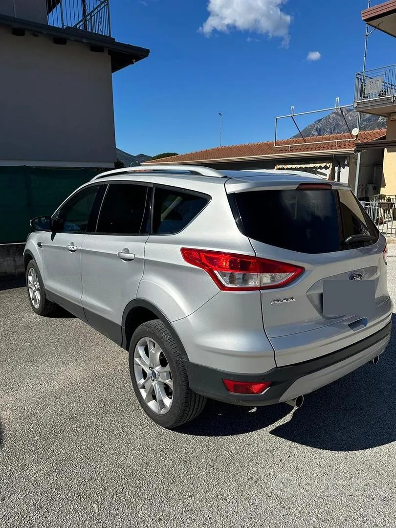 Ford Kuga 2015 photo 2