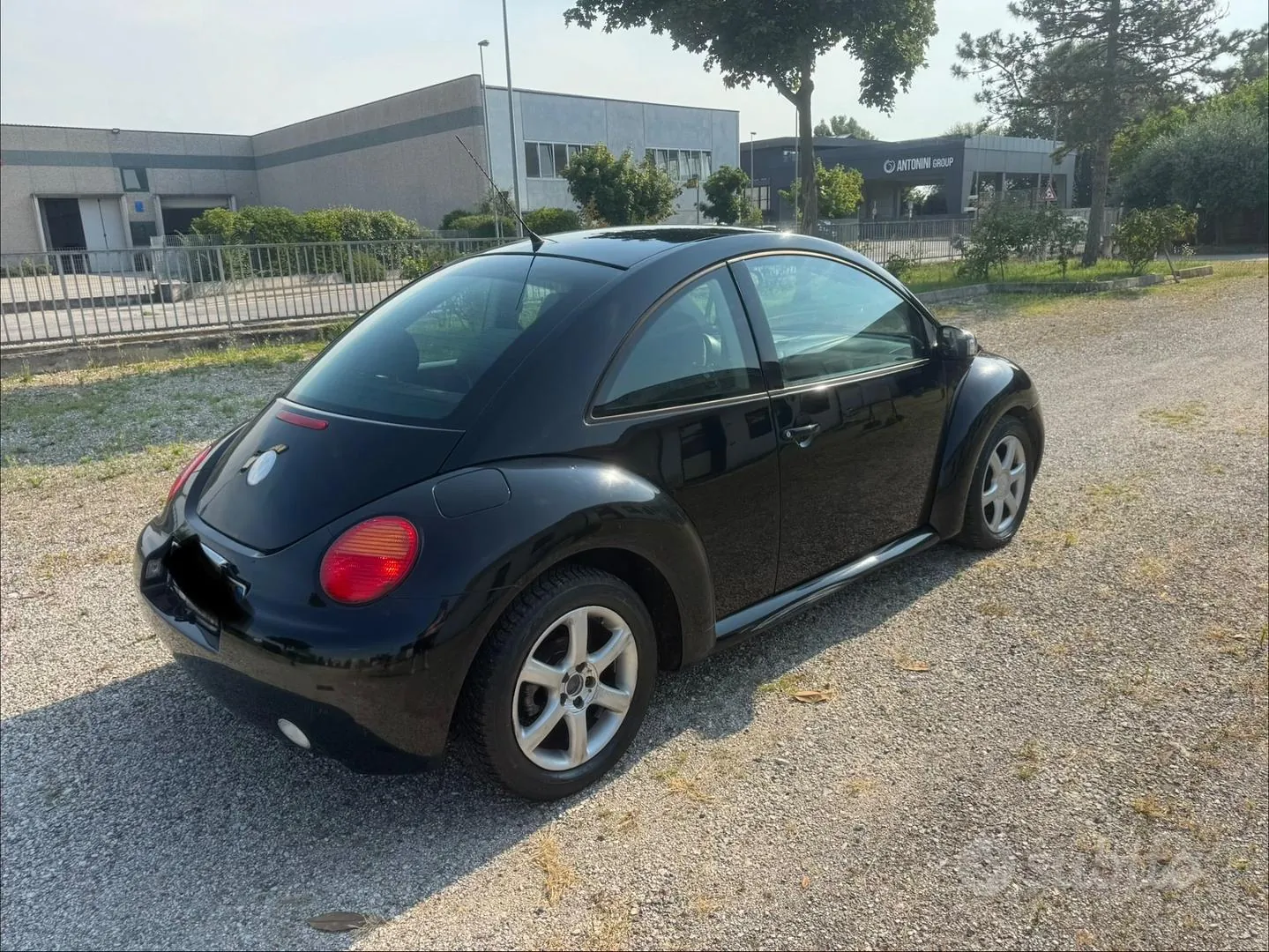 Volkswagen New Beetle 2004 photo 3