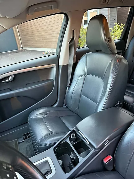 Volvo V70 2010 photo 5