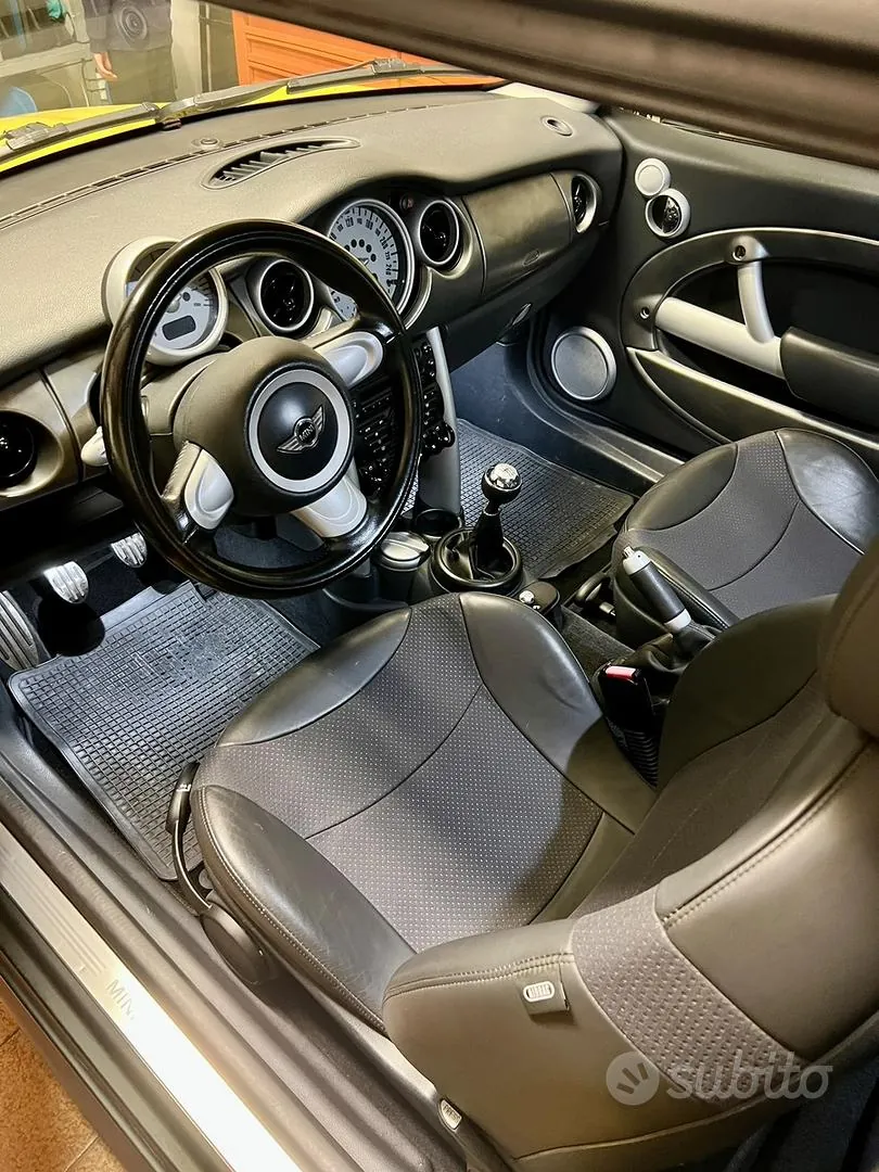 Mini Cooper S 2002 photo 4