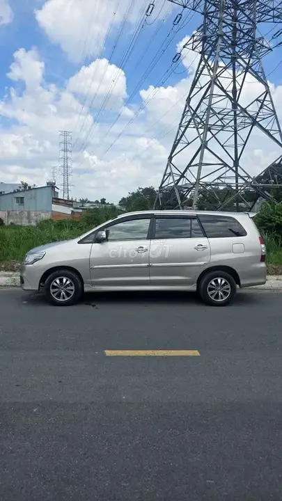 Toyota Innova 2015 photo 3