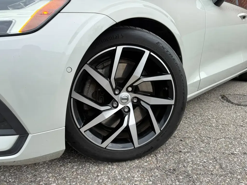 Volvo S60 2019 photo 3