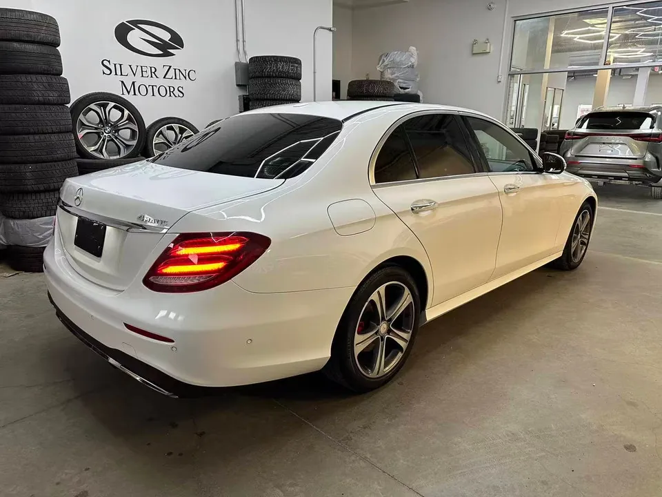 Mercedes-Benz E-Class 2017 photo 4