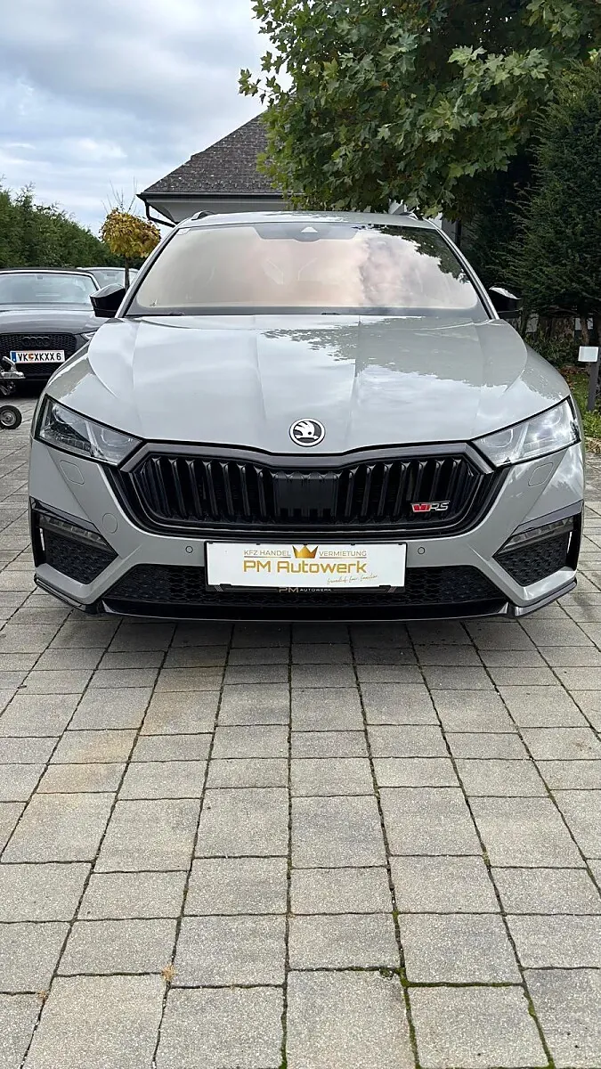 Skoda Octavia 2021 photo 2