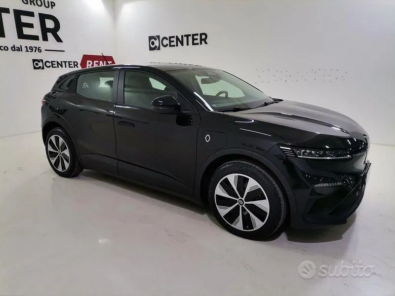 Renault Megane 2024 photo 3