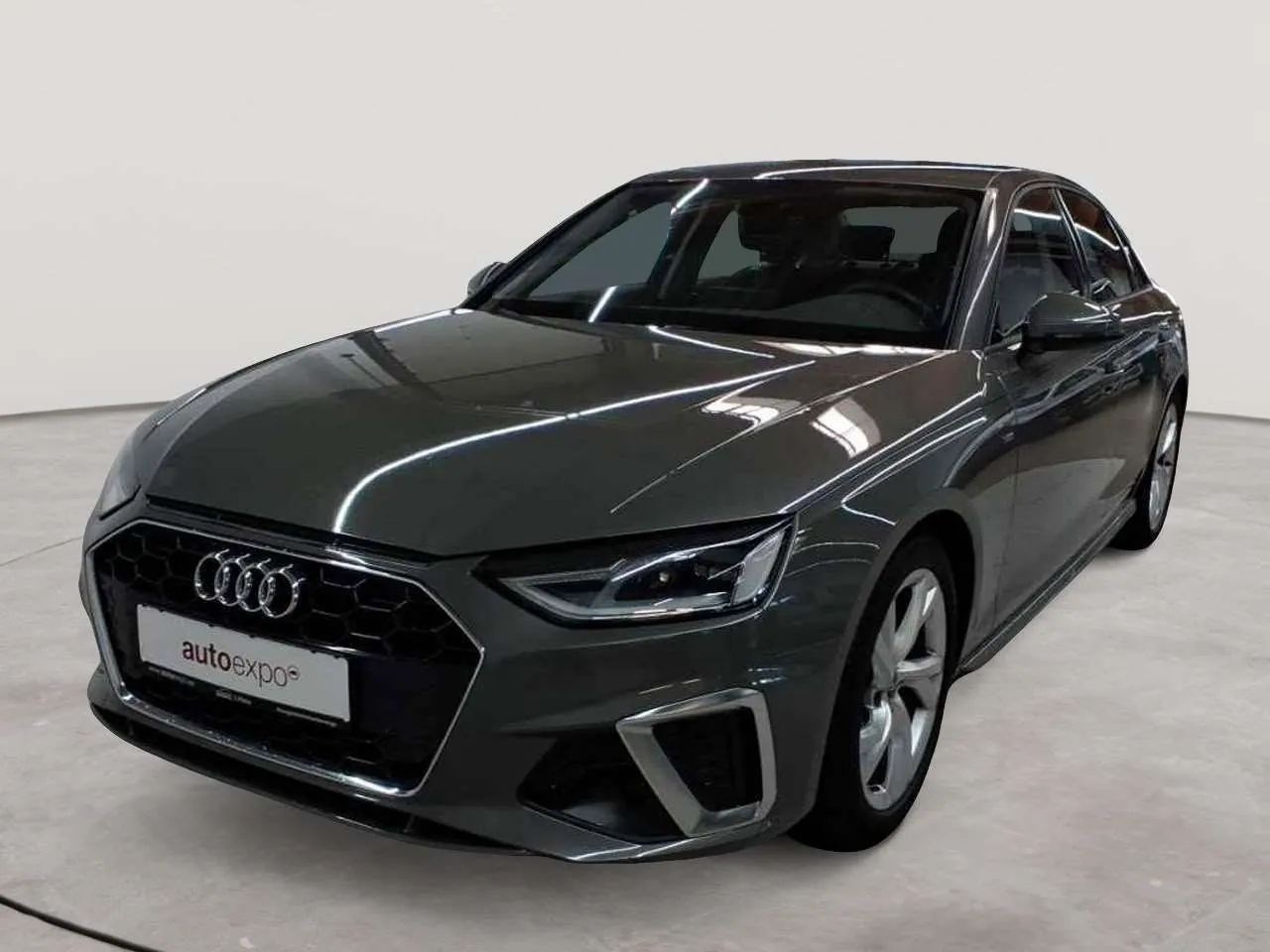 Audi A4 2024 photo 2