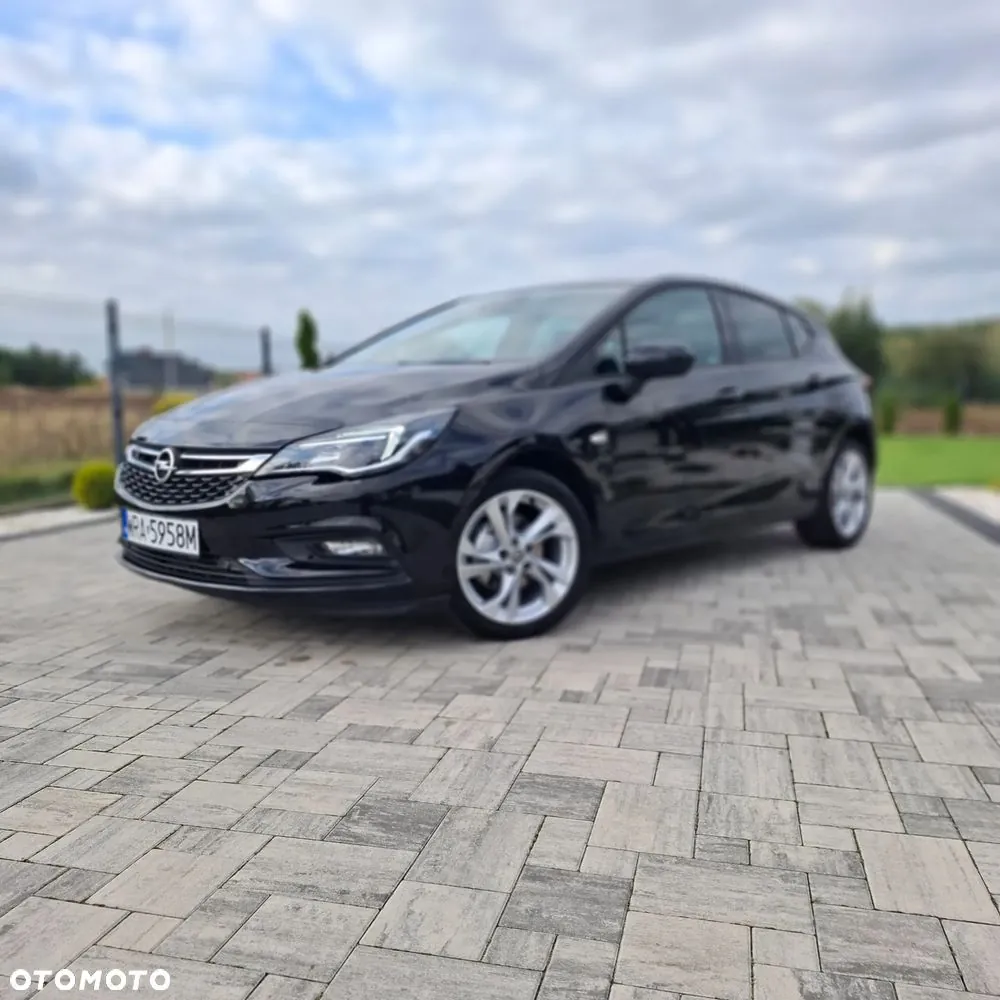 Opel Astra 2017 photo 2