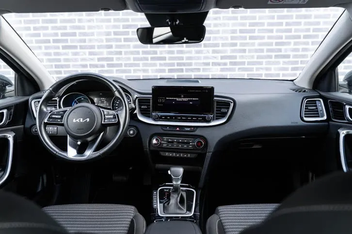 Kia Ceed Sportswagon 2022 photo 2
