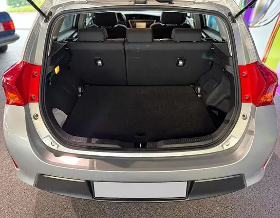 Toyota Auris 2015 photo 5