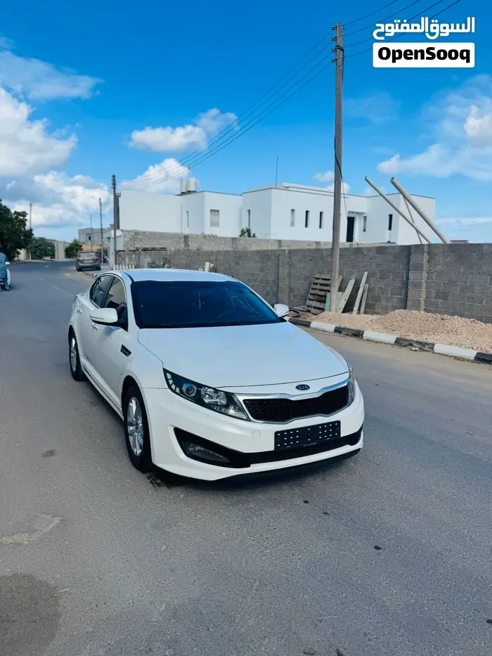 Kia Optima 2011 photo 2