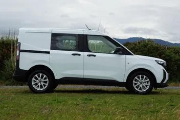 Ford Transit 2026 photo 3