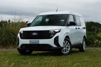 Ford Transit 2026 photo 5