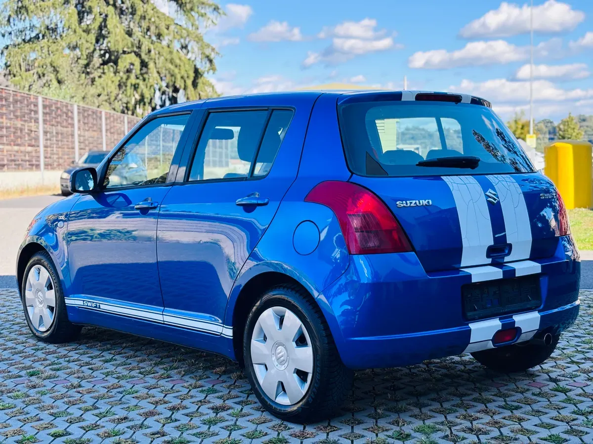 Suzuki Swift 2007 photo 3