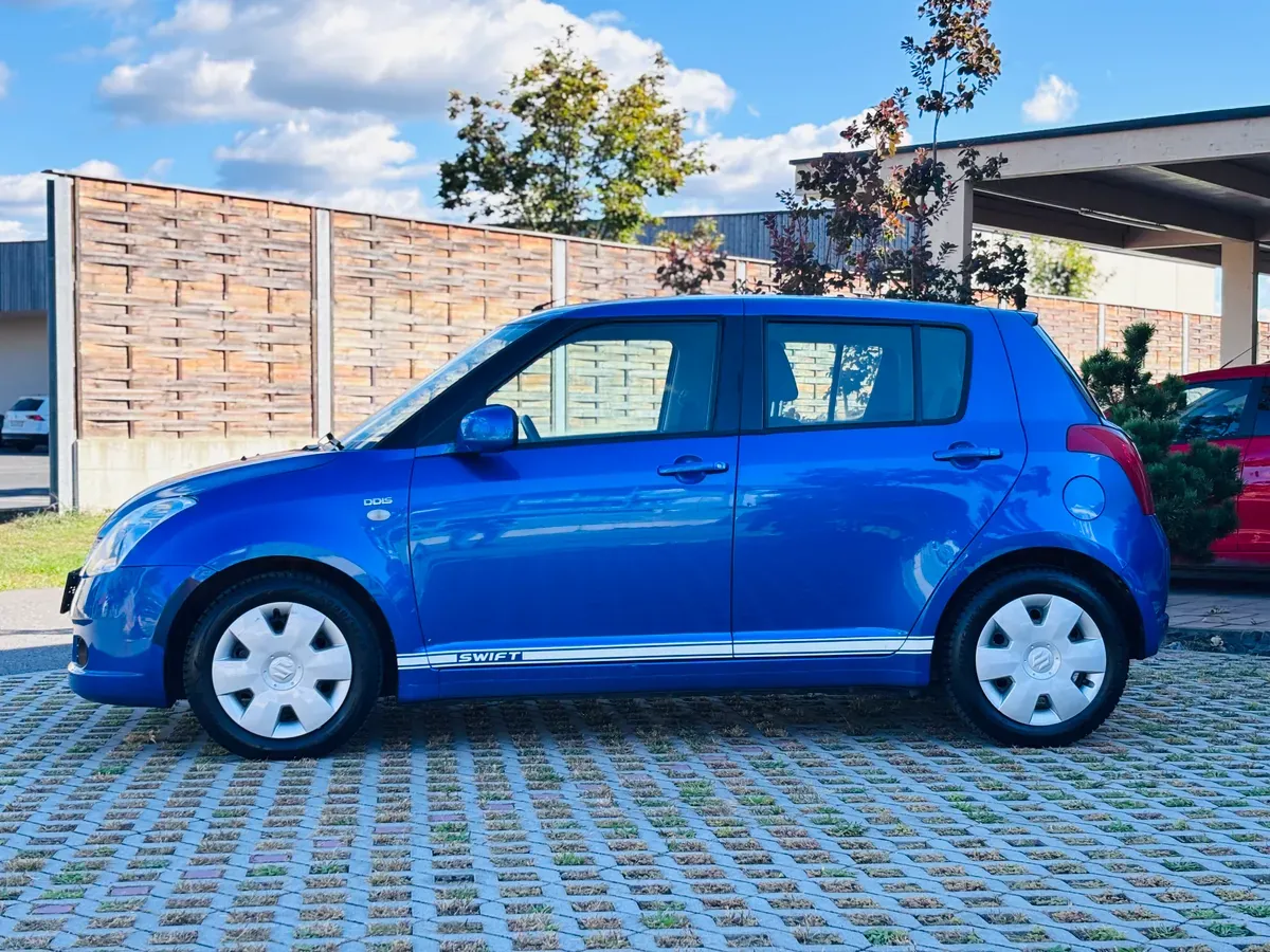 Suzuki Swift 2007 photo 2