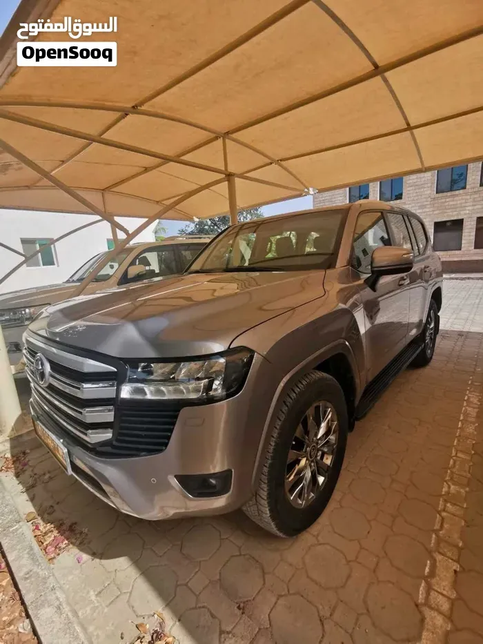Toyota Land Cruiser Gxr