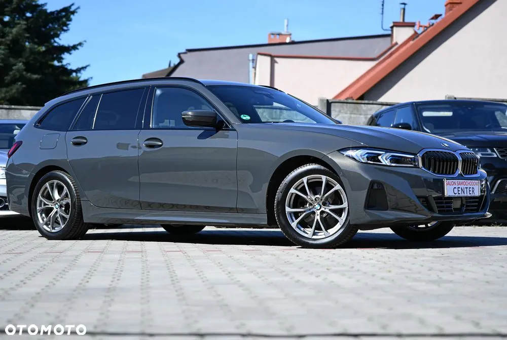 BMW Seria 3 2023 photo 4