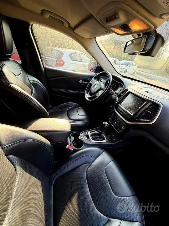 Jeep Cherokee 2016 photo 5