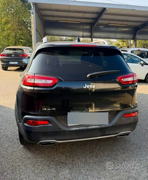 Jeep Cherokee 2016 photo 2