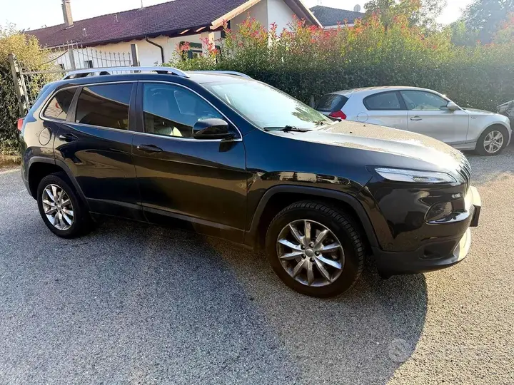 Jeep Cherokee 2016 photo 3