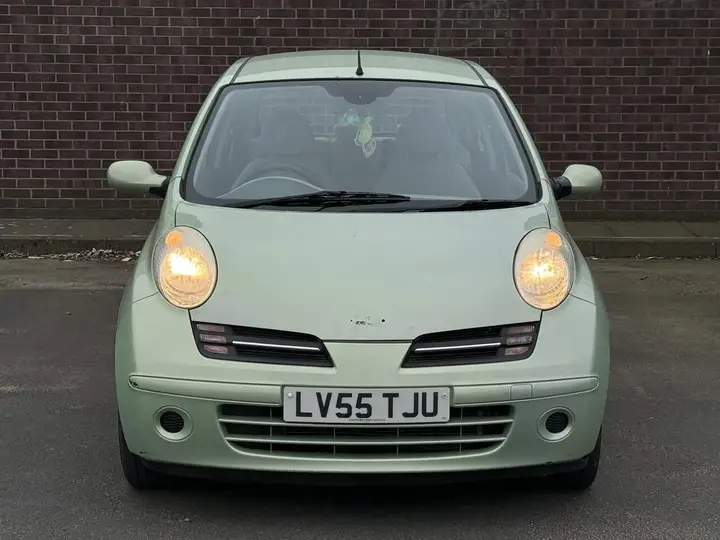 Nissan Micra 2005 photo 2