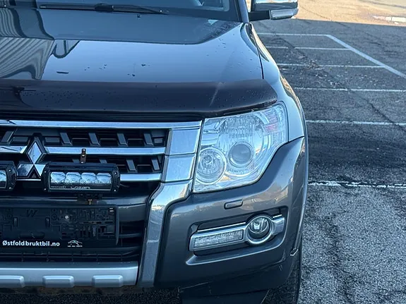 Mitsubishi Pajero 2016 photo 4