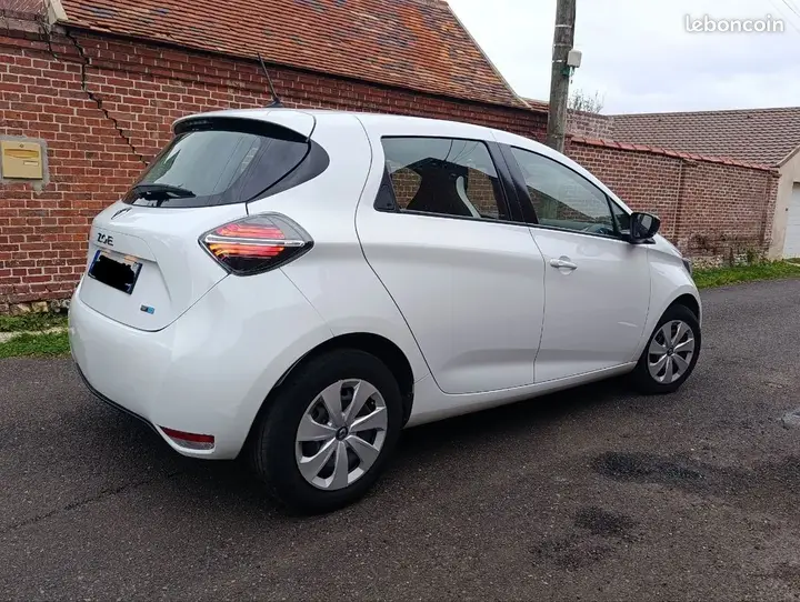 Renault Zoe 2022 photo 2