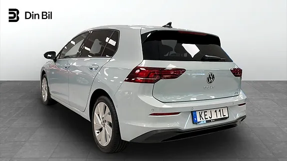 Volkswagen Golf 2026 photo 3