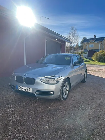 BMW 118D 2014 photo 2