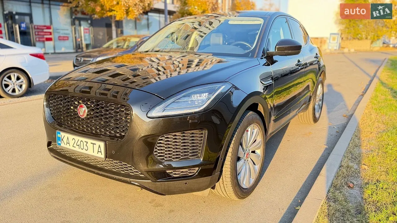 Jaguar E-Pace 2020 photo 3