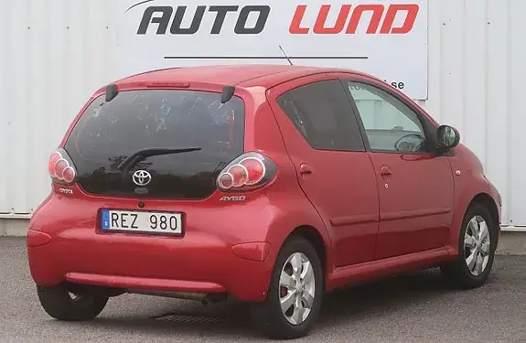 Toyota Aygo 2010 photo 3