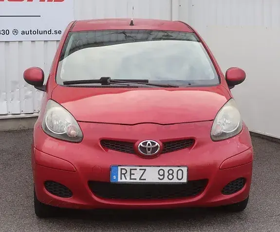 Toyota Aygo 2010 photo 2