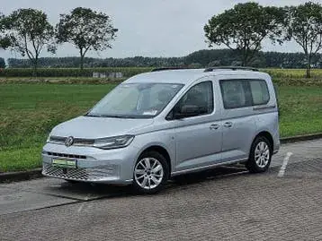 Volkswagen Caddy 2022 photo 2