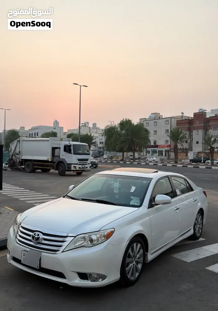 Toyota Avalon 2012 photo 5