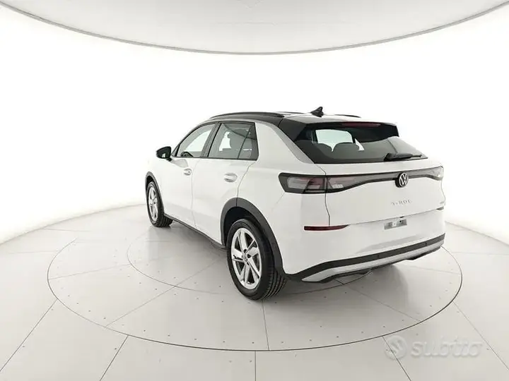 Volkswagen T-Roc 2026 photo 3