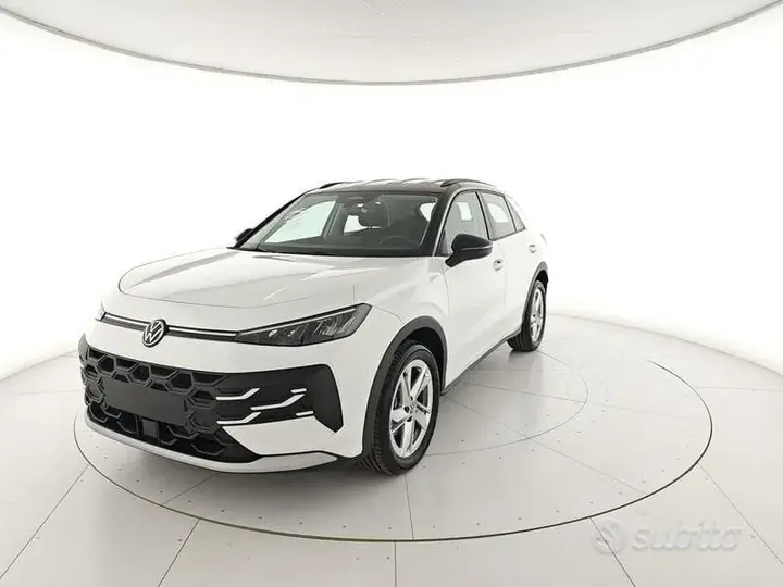 Volkswagen T-Roc 2026 photo 2