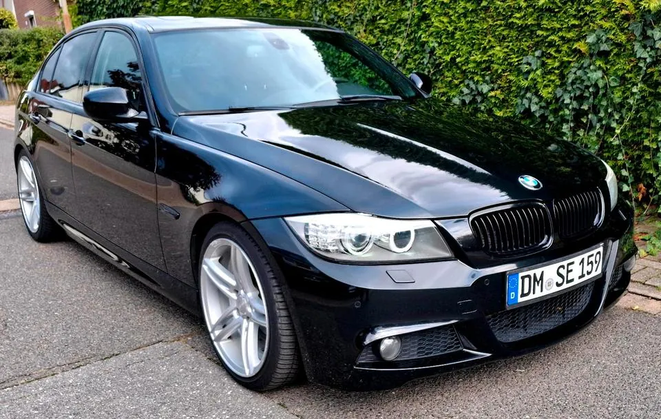 BMW 320I