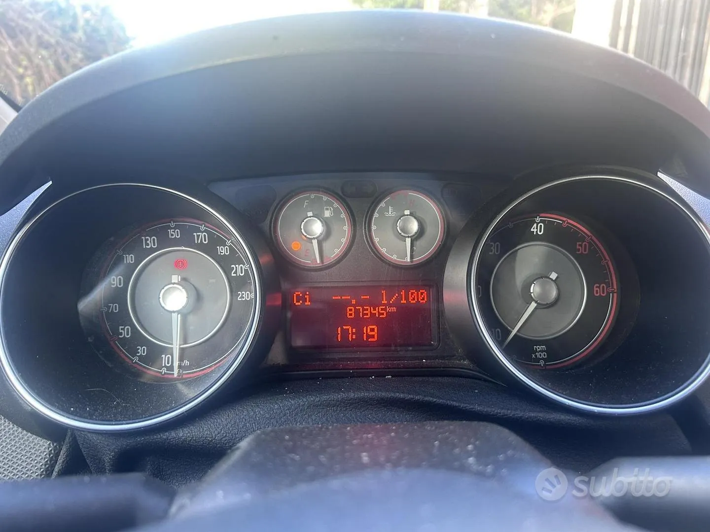Fiat Punto 2017 photo 3