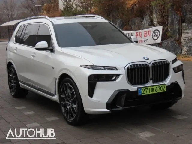 BMW X7 2025 photo 2