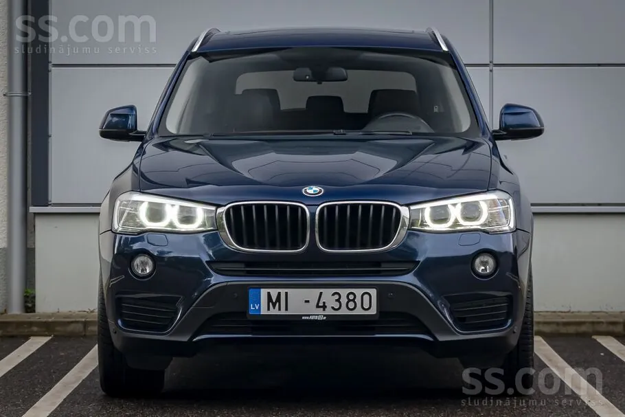 BMW X3 2014 photo 2