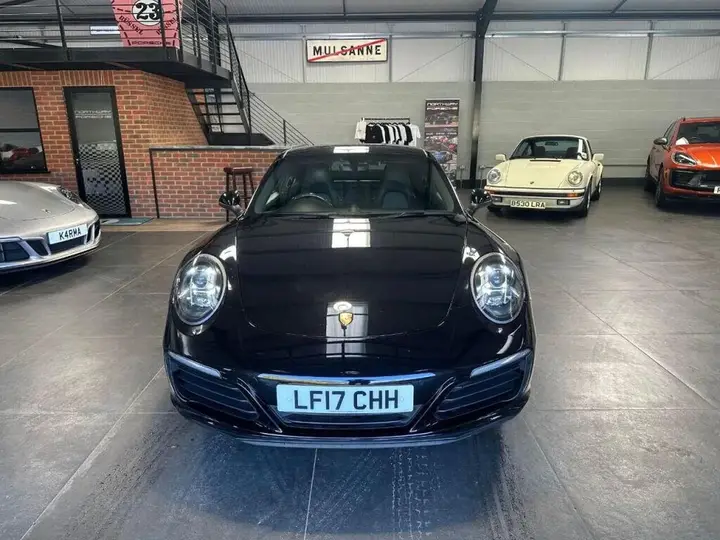 Porsche 911 2017 photo 2