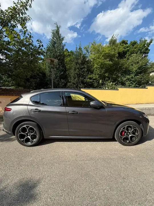 Alfa Romeo Stelvio 2020 photo 2