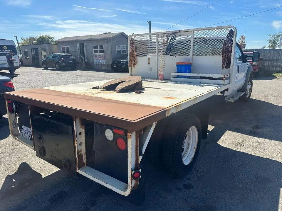 Ford F-550 2005 photo 5