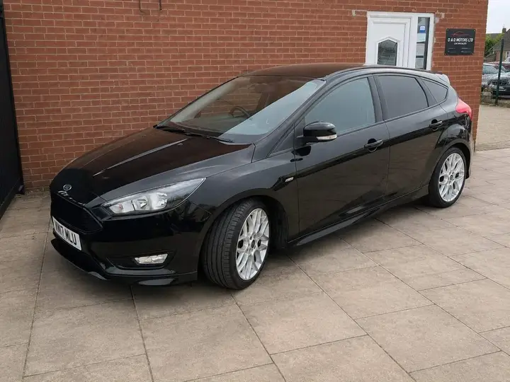 Ford Focus 2017 photo 2